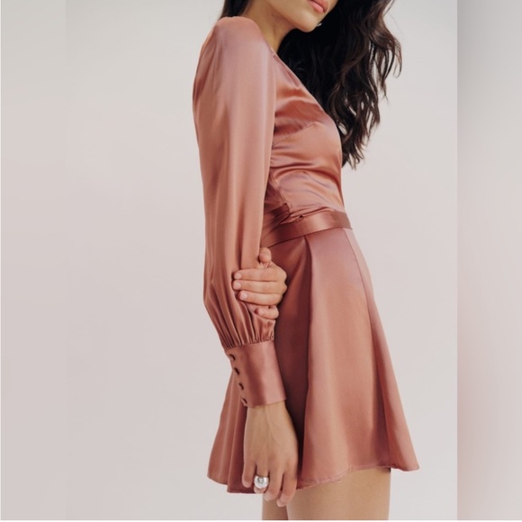 REFORMATION Chrisley Silk Dress in Praline, SIZE MEDIUM NEW 1124 - Picture 3 of 9